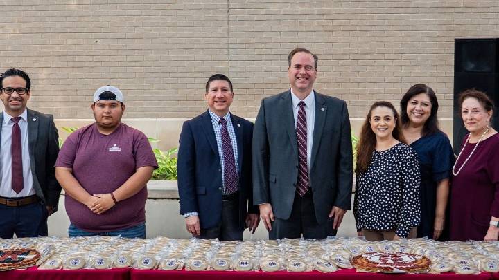 Celebran 55 años de la Universidad Internacional de Texas A&M