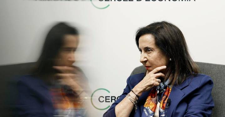 Robles garantiza que el incremento en gasto militar no recortará la inversión social