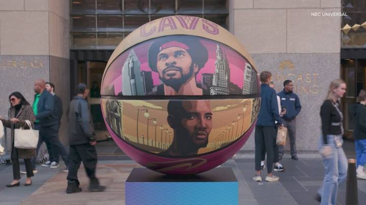 Cleveland artist Glen Infante brings Cavaliers pride to Rockefeller Plaza for NBC's NBA relaunch