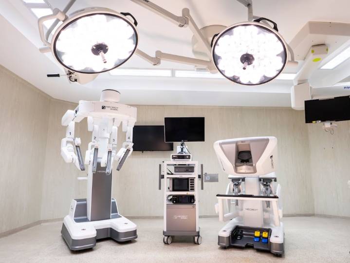 Un hospital argentino inaugura una nueva era en la cirugía robótica