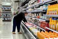 Confianza del consumidor en EEUU cae nuevamente por preocupación sobre precios y empleo