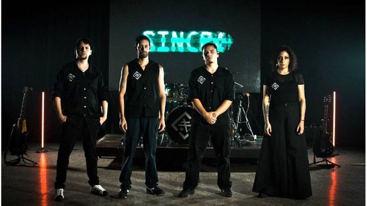 Fuxia presenta su nuevo disco en el Centro Cultural Juan L. Ortiz