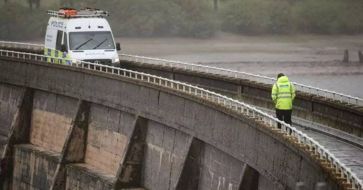Tormented teen begged dad to take her to reservoir before taking own life