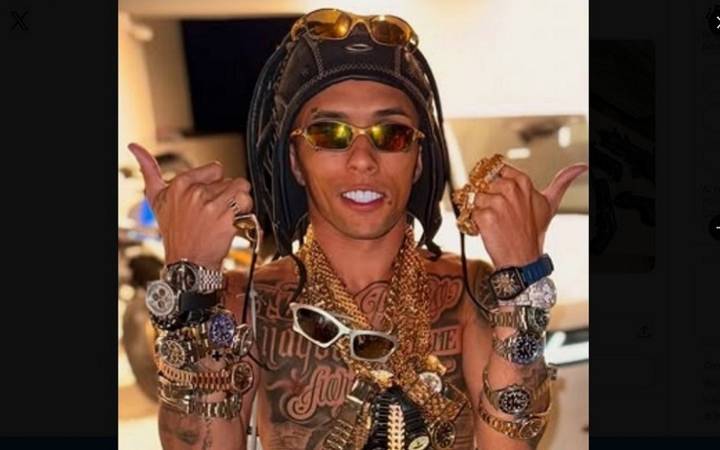 «Influencer» brasileño detenido por lavado de dinero tras hallar un búnker con fusiles en su mansión