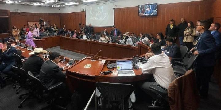 Nuevo revés del Gobierno Petro en el Congreso: aplazan debate de la reforma a la salud, que no cuenta con los votos necesarios