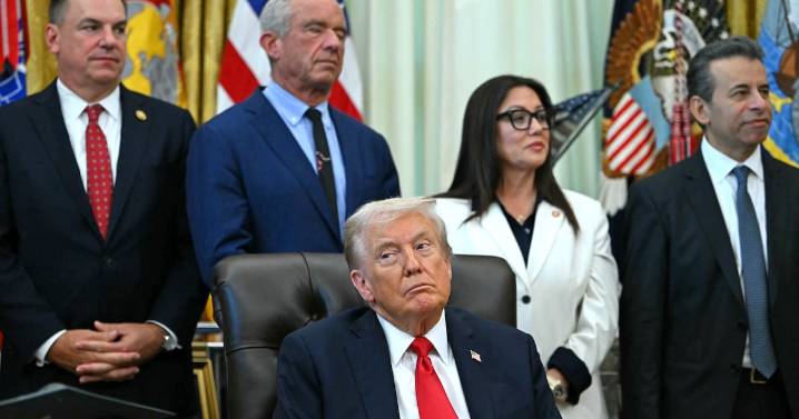 Cankles-Stricken Donald Trump, 79, Complains About Standing During Press Conference