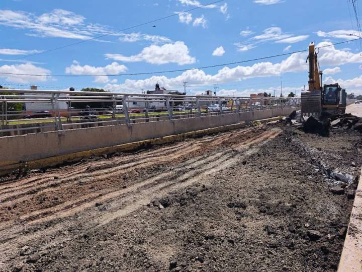 SIPDUS inicia pavimentación del bulevar Colonias