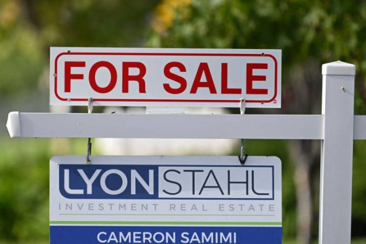 Home prices post weakest gain in more than 2 years