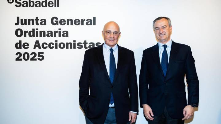 Oliu: "El final de la OPA ha sido lo mejor para el Sabadell y para el BBVA"