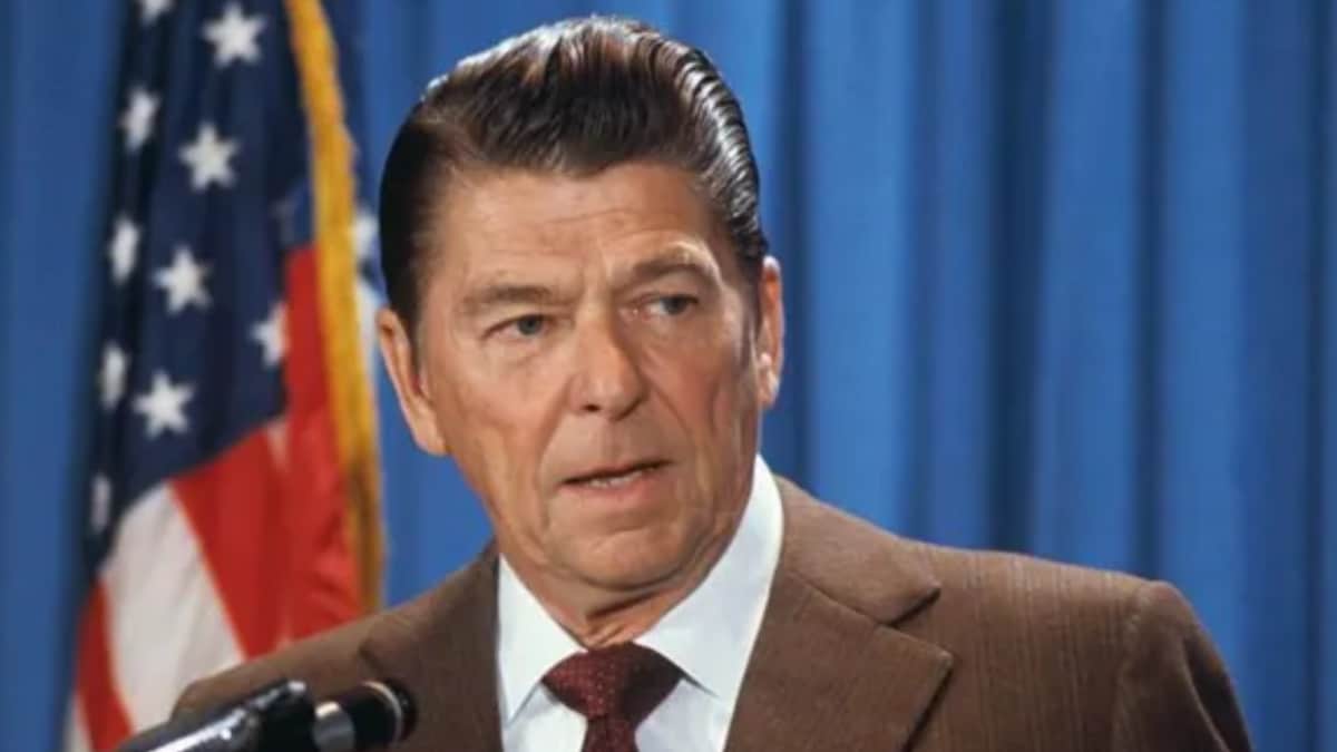 Reagan Becomes The Reason: What's In The Ad That Ended US