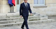 French premier resigns hours after naming government, plunging France further into political chaos