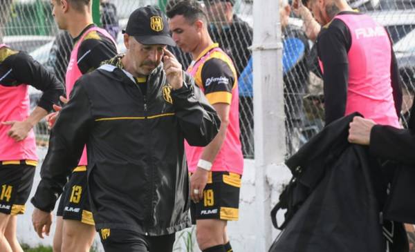 La palabra del DT: “No estoy conforme, me voy caliente, Olimpo no es lo que mostró hoy”