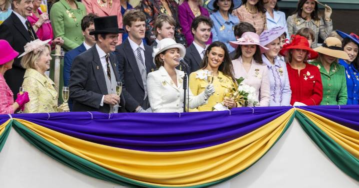Rex Organization moves reviewing stands for Mardi Gras 2026. See where, why.