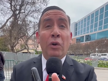 Repudio: Pastor Soto mezcla a Piñera y la eutanasia en amenaza a diputado Mirosevic