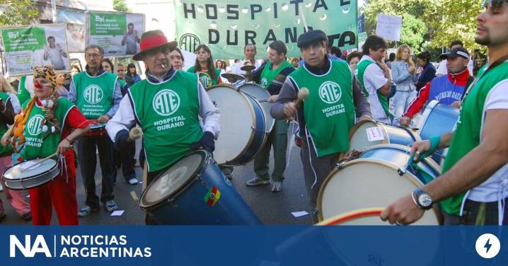 Hospitales de la Ciudad marchan por la reapertura de paritarias y un bono de 250.000 pesos