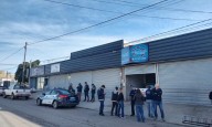 Realizan un megaoperativo por contrabando en locales de ropa