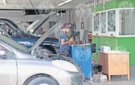 Autos del año tienen seis meses de gracia