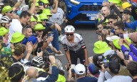 Isaac Del Toro destaca en Il Lombardia 2025 mientras Poga?ar hace historia con su quinta victoria consecutiva