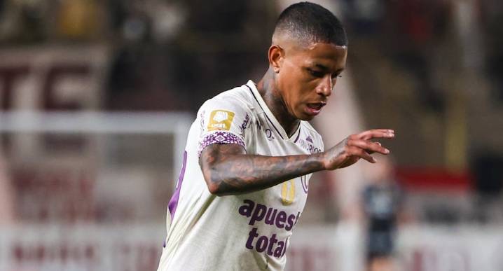 Expulsión de Andy Polo hoy en el Universitario vs Ayacucho por Liga 1 