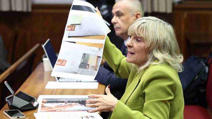 Sánchez se cachondea de UPN tras preguntarle por la ‘banda del Peugeot’: "¿De verdad, señoría?"