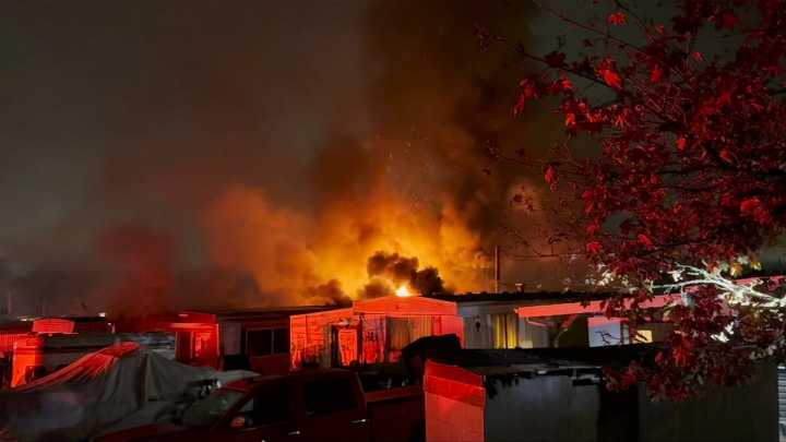 Suspicious fire destroys Port Alberni home in trailer park