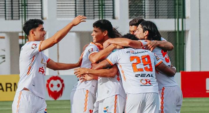 Declaran infundada apelación de la FPF y Ayacucho FC se queda en la Liga 1
