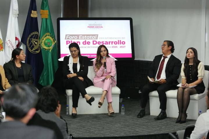 Inclusión, paridad de género y diversidad, temas abordados en la mesa 3