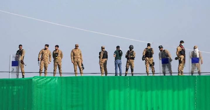 Pakistan authorities shut roads, mobile internet in Islamabad to block religious group’s march