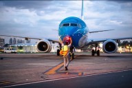 Falló el motor de un avión de Aerolíneas Argentinas y tuvo que desviarse a otro aeropuerto