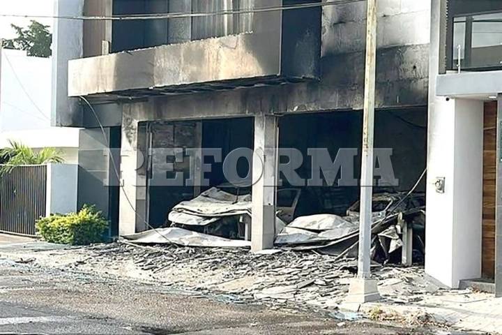 Queman viviendas; van 10 en Sinaloa