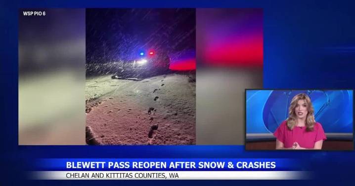Highway 97 reopens after snow and crashes near Blewett Pass summit