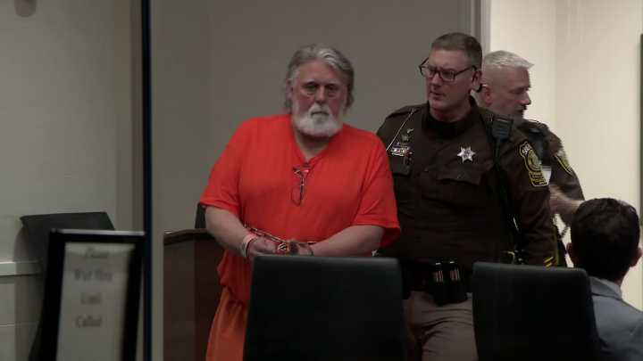 Judge allows Hartland man accused of operating school bus under the influence to drive car again