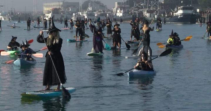 Morro Bay holds annual witches and warlocks paddling event