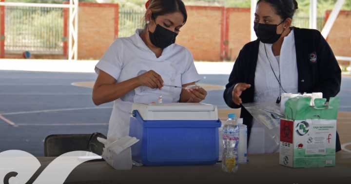Enfermeras y pasantes podrán prescribir medicamentos en México