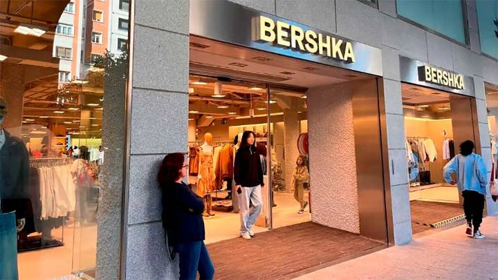 Las botas de fútbol con tacón: Bershka lanza el híbrido más inesperado de la temporada