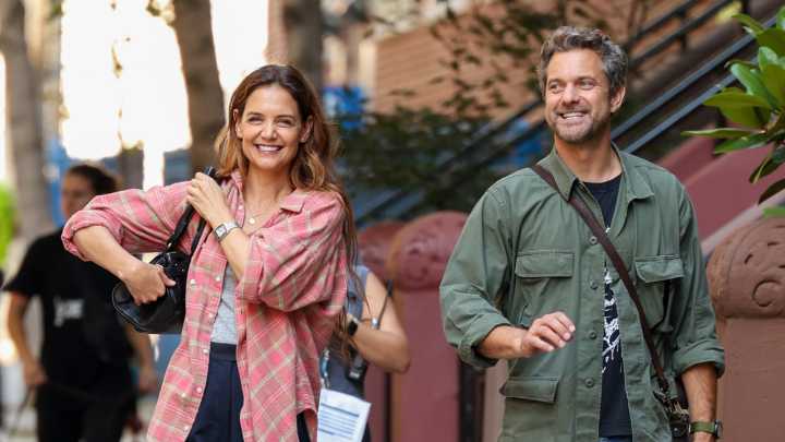 3 Times Katie Holmes And Joshua Jackson's Cozy Behavior Had Fans Begging Them To Reunite