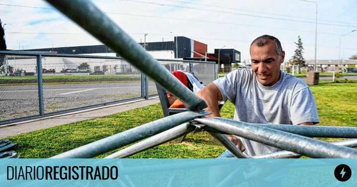 Es un ganador del deporte adaptado pero su emprendimiento de domos sustentables sorprende a todos: quién es