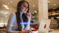 Las 10 preguntas que más hacen las mujeres a ChatGPT