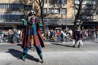Cierra el Festival LATE con las Artes Escénicas con el desfile teatral “La Invasión de los Muñecos”