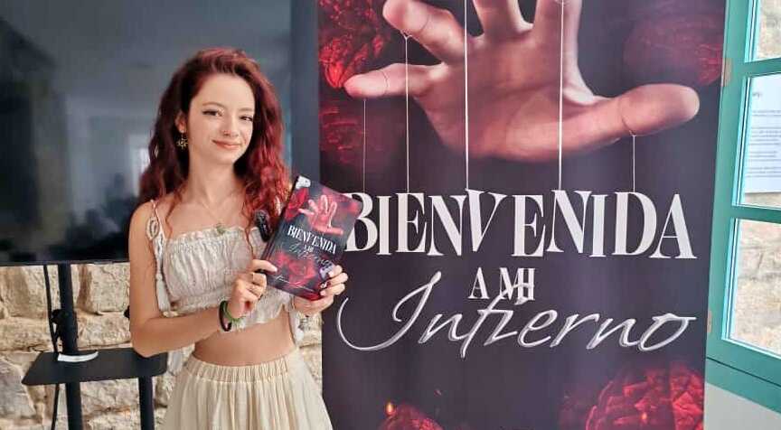 Atenea Lawrence y el debut arrollador en la novela