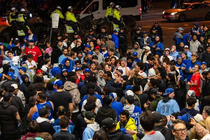 Leafs, Raptors move start times of games so fans can watch Blue Jays in World Series