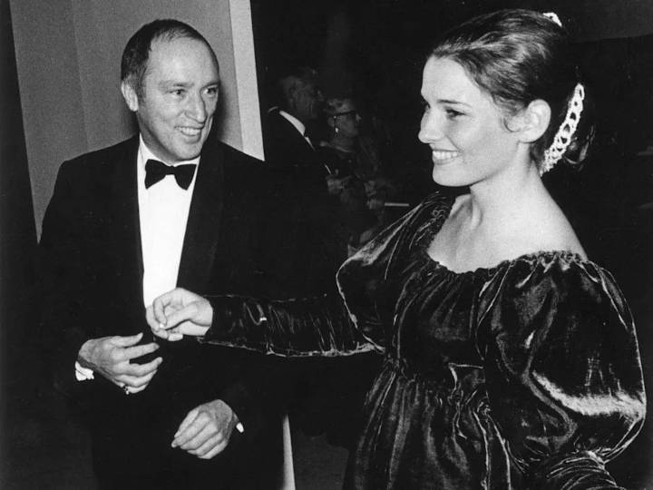 A Canadian PM named Trudeau dating beautiful celebrities? It’s happened before