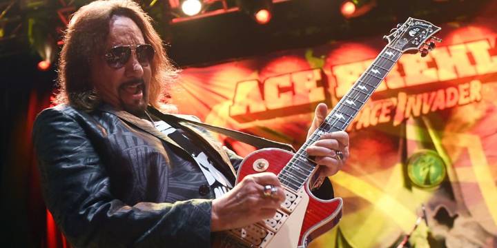 Original KISS Member Ace Frehley on Life Support After Fall | Ace Frehley 