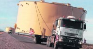 Demoras en las principales rutas de Vaca Muerta por el traslado de tanques: horarios y zonas afectadas