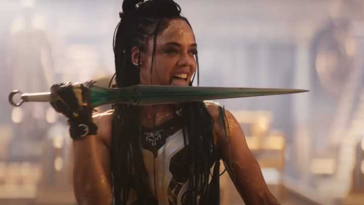 Tessa Thompson Reveals Which Marvel Hero She'd Like Valkyrie To Cross Over With (And It's A Solid Choice)