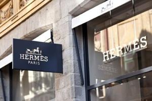 Hermes defies US tariffs as sales grow