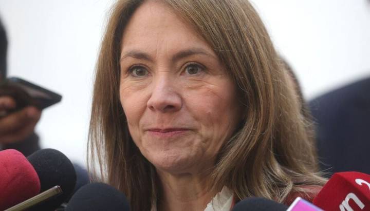 Presidenta de la CPC pide sacar "freno de mano" de la economía: "Es como si estuviéramos sacando la vuelta"