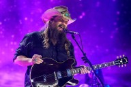 Chris Stapleton Postpones Shows Amid Illness on Doctor's Orders