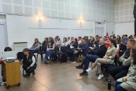 apacitan a nuevos prestadores para impulsar el senderismo turístico en Neuquén