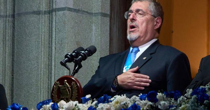 Presidente de Guatemala denuncia intento de golpe de Estado por parte de la fiscal general y un juez